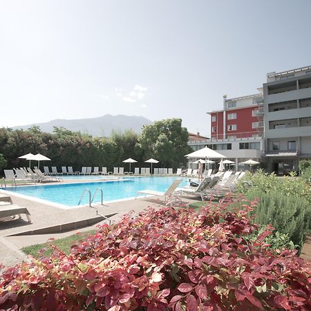Hotel Luise Riva del Garda Exterior foto